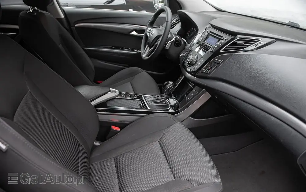 HYUNDAI I40 1.7 CRDi Comfort DCT