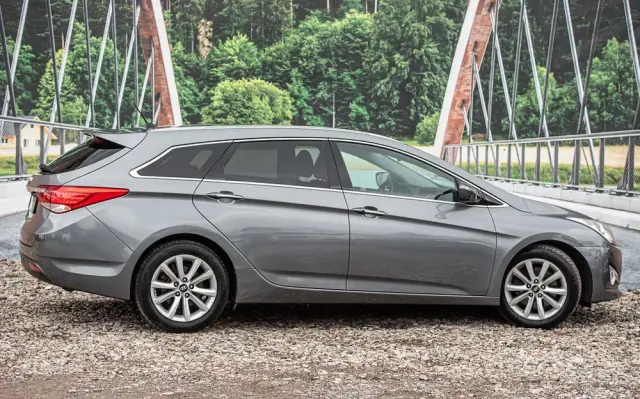 HYUNDAI I40 1.7 CRDi Comfort DCT