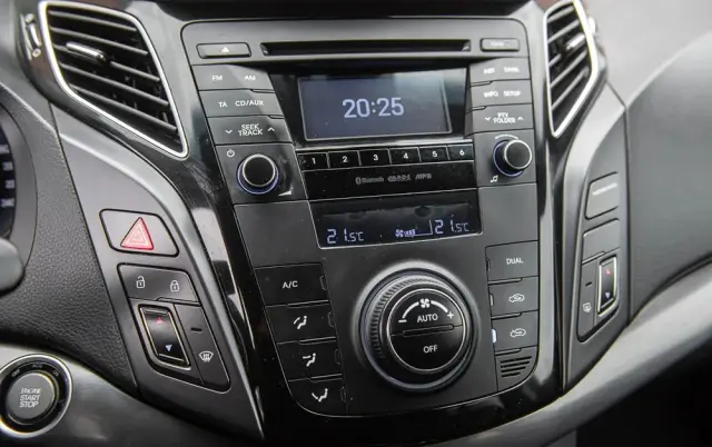 HYUNDAI I40 1.7 CRDi Comfort DCT