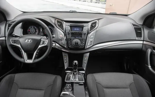 HYUNDAI I40 1.7 CRDi Comfort DCT