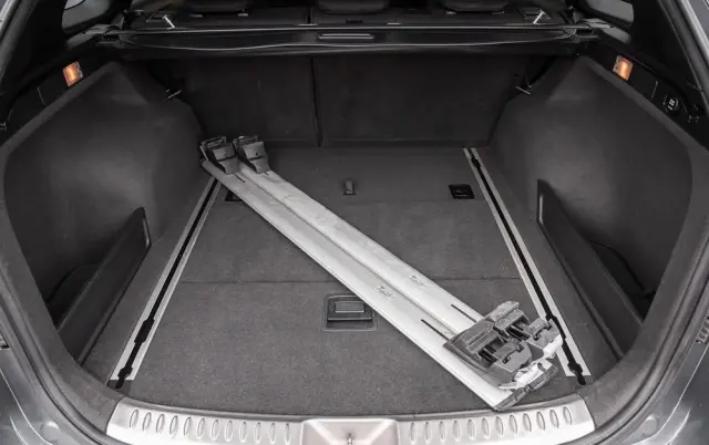 HYUNDAI I40 1.7 CRDi Comfort DCT