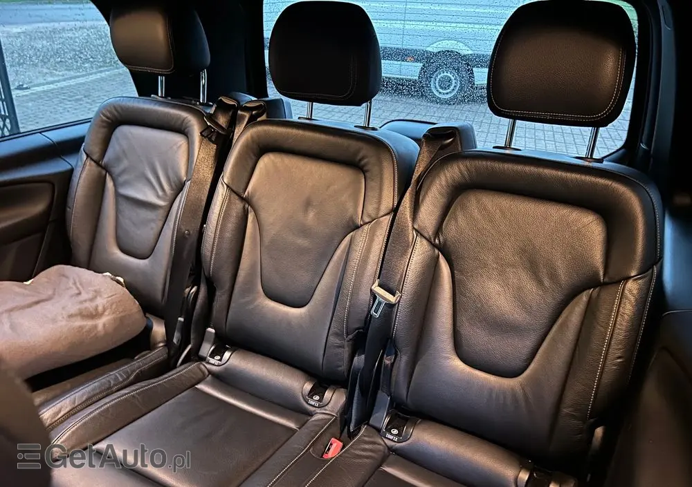 MERCEDES-BENZ Klasa V 220 d 4-Matic 7G-Tronic