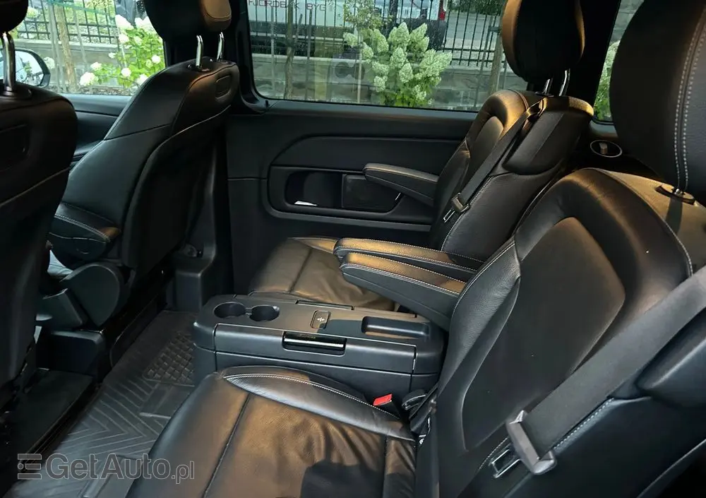 MERCEDES-BENZ Klasa V 220 d 4-Matic 7G-Tronic