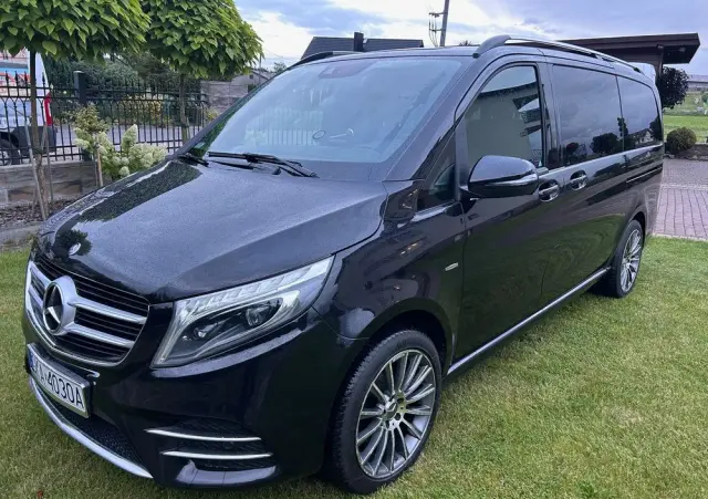 MERCEDES-BENZ Klasa V 220 d 4-Matic 7G-Tronic