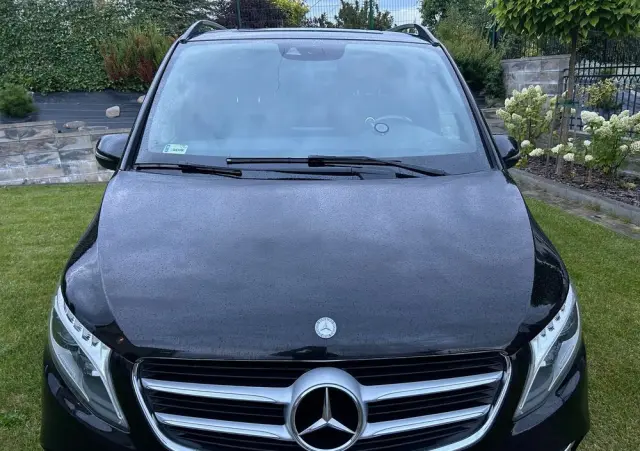 MERCEDES-BENZ Klasa V 220 d 4-Matic 7G-Tronic