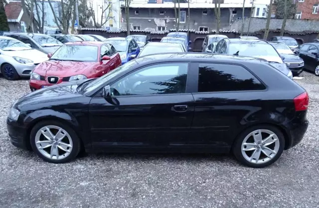 AUDI A3 