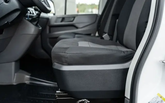 VOLKSWAGEN Crafter Doka Brygadówka 7-miejsc Skrzynia Salon PL, Jeden Właściciel *FINANSOWANIE* 