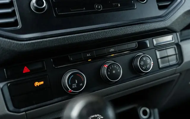 VOLKSWAGEN Crafter Doka Brygadówka 7-miejsc Skrzynia Salon PL, Jeden Właściciel *FINANSOWANIE* 