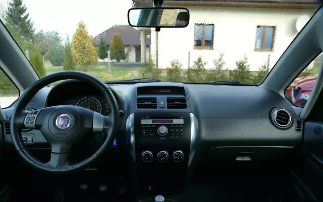 FIAT Sedici 1.6 16V 4x4 Emotion