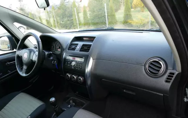 FIAT Sedici 1.6 16V 4x4 Emotion