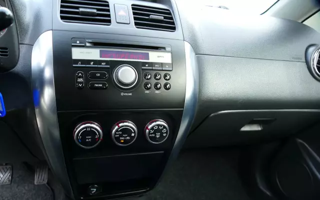 FIAT Sedici 1.6 16V 4x4 Emotion