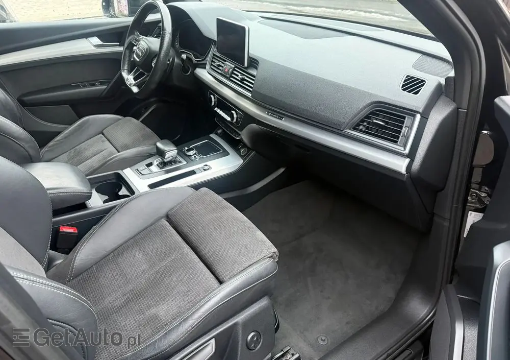 AUDI Q5 40 TDI Quattro S tronic design