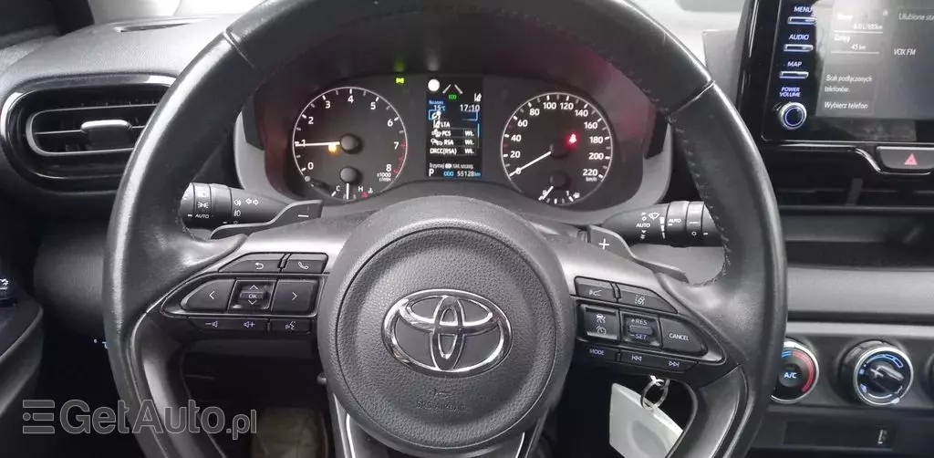 TOYOTA Yaris 