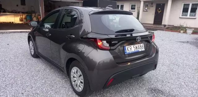 TOYOTA Yaris 