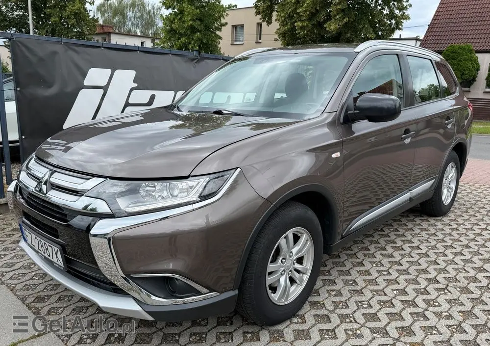 MITSUBISHI Outlander 2.0 City Style 2WD