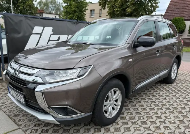 MITSUBISHI Outlander 2.0 City Style 2WD