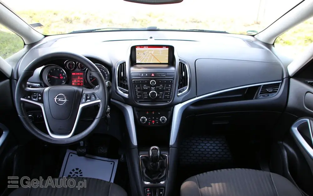 OPEL Zafira 1.4 T Cosmo
