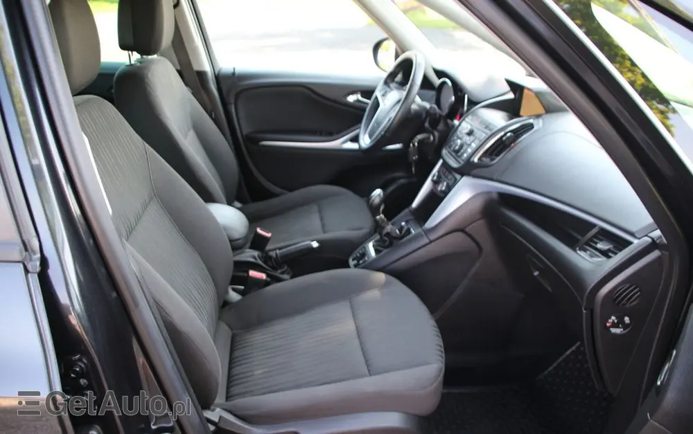 OPEL Zafira 1.4 T Cosmo