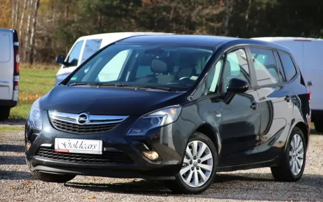 OPEL Zafira 1.4 T Cosmo