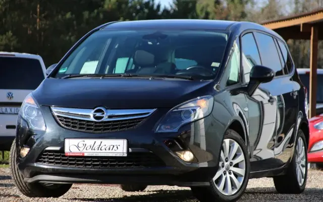 OPEL Zafira 1.4 T Cosmo