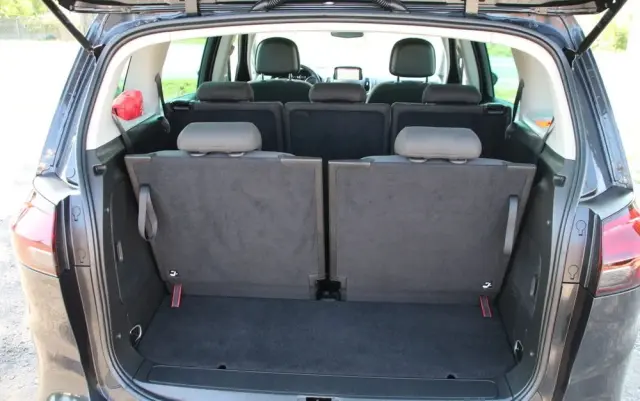 OPEL Zafira 1.4 T Cosmo