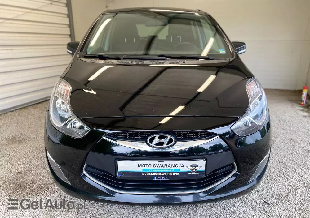 HYUNDAI Ix20 1.6 CRDi blue Trend