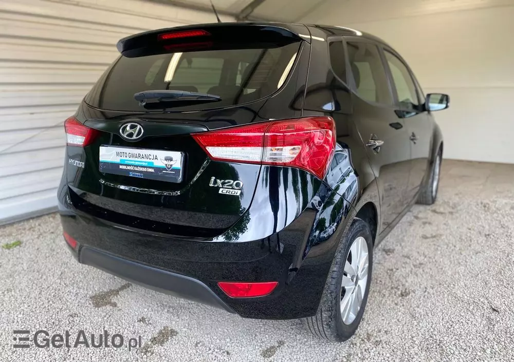 HYUNDAI Ix20 1.6 CRDi blue Trend