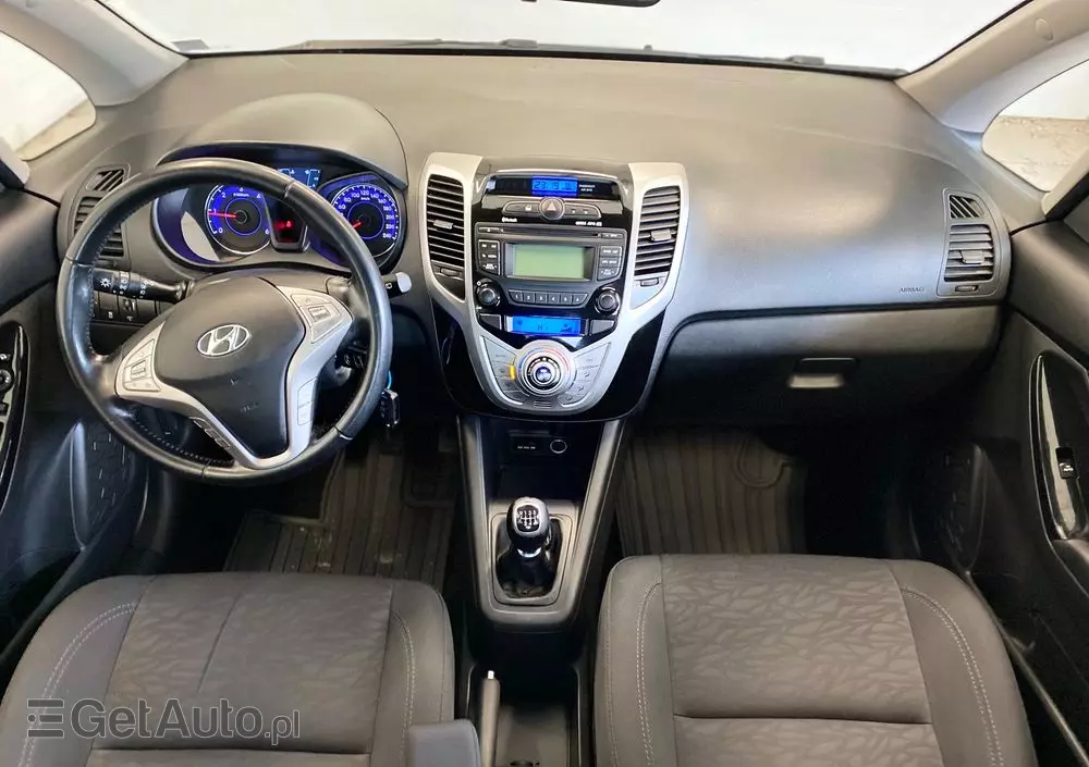 HYUNDAI Ix20 1.6 CRDi blue Trend