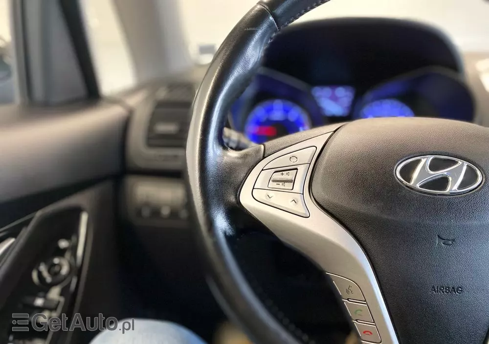 HYUNDAI Ix20 1.6 CRDi blue Trend