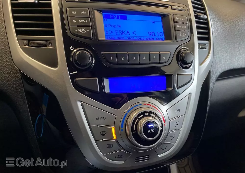 HYUNDAI Ix20 1.6 CRDi blue Trend