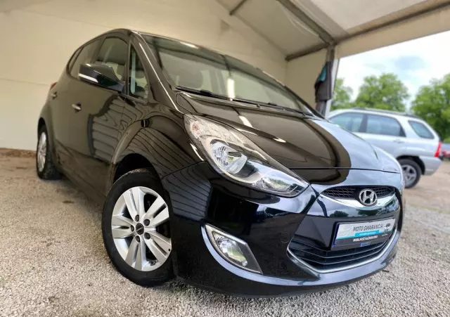 HYUNDAI Ix20 1.6 CRDi blue Trend