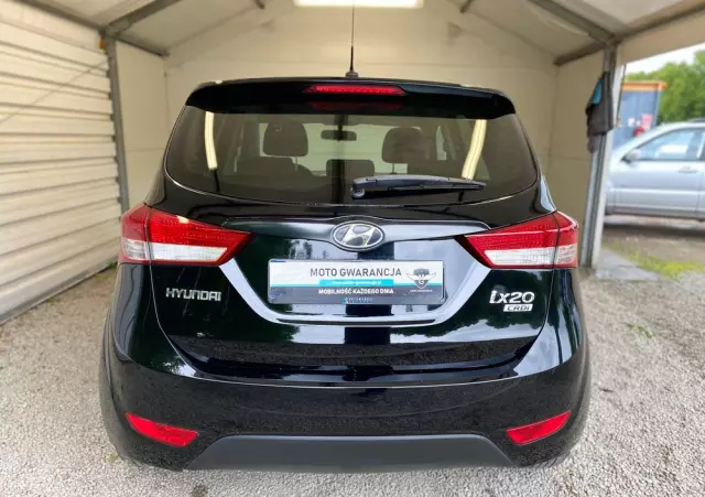 HYUNDAI Ix20 1.6 CRDi blue Trend