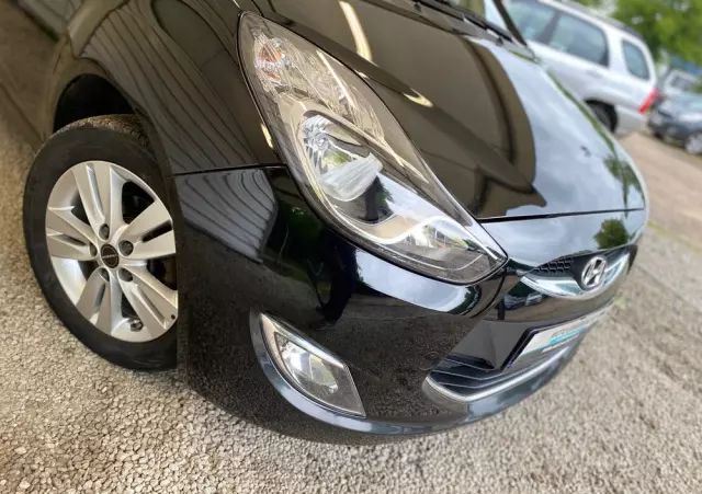 HYUNDAI Ix20 1.6 CRDi blue Trend