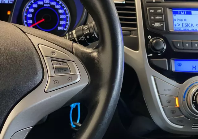 HYUNDAI Ix20 1.6 CRDi blue Trend