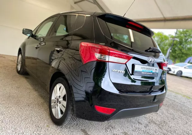 HYUNDAI Ix20 1.6 CRDi blue Trend