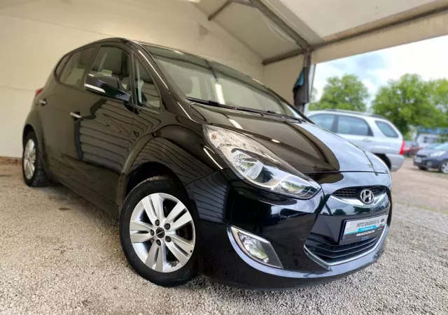 HYUNDAI Ix20 1.6 CRDi blue Trend