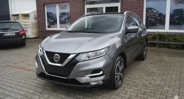 NISSAN Qashqai 1.3 DIG-T Tekna DCT