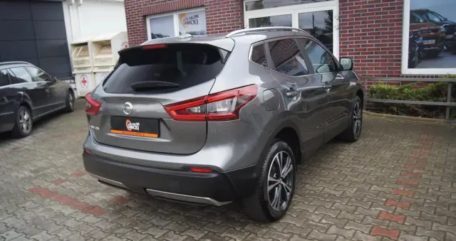 NISSAN Qashqai 1.3 DIG-T Tekna DCT