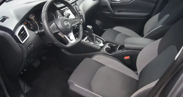 NISSAN Qashqai 1.3 DIG-T Tekna DCT
