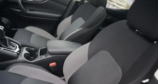 NISSAN Qashqai 1.3 DIG-T Tekna DCT