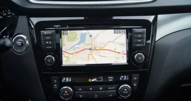 NISSAN Qashqai 1.3 DIG-T Tekna DCT