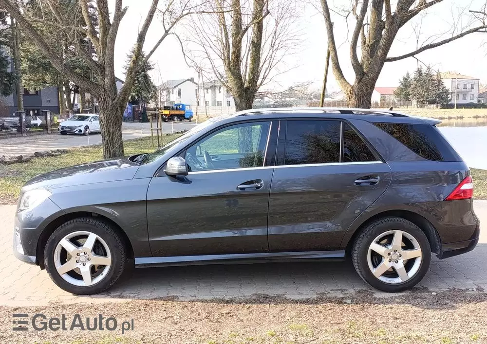 MERCEDES-BENZ ML 350 BlueTec 4-Matic