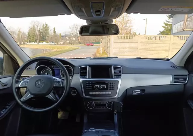 MERCEDES-BENZ ML 350 BlueTec 4-Matic