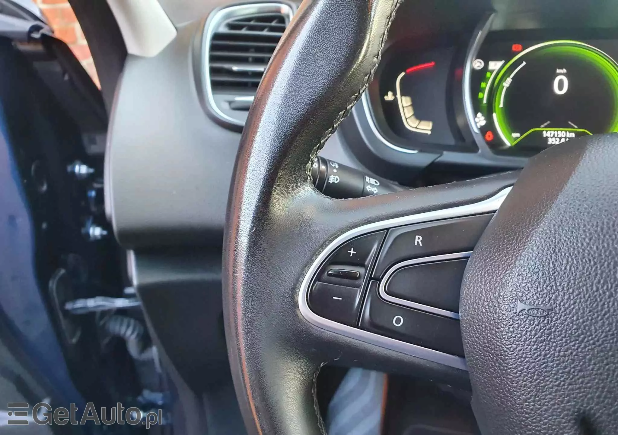 RENAULT Scenic TCe 140 GPF EDC LIMITED