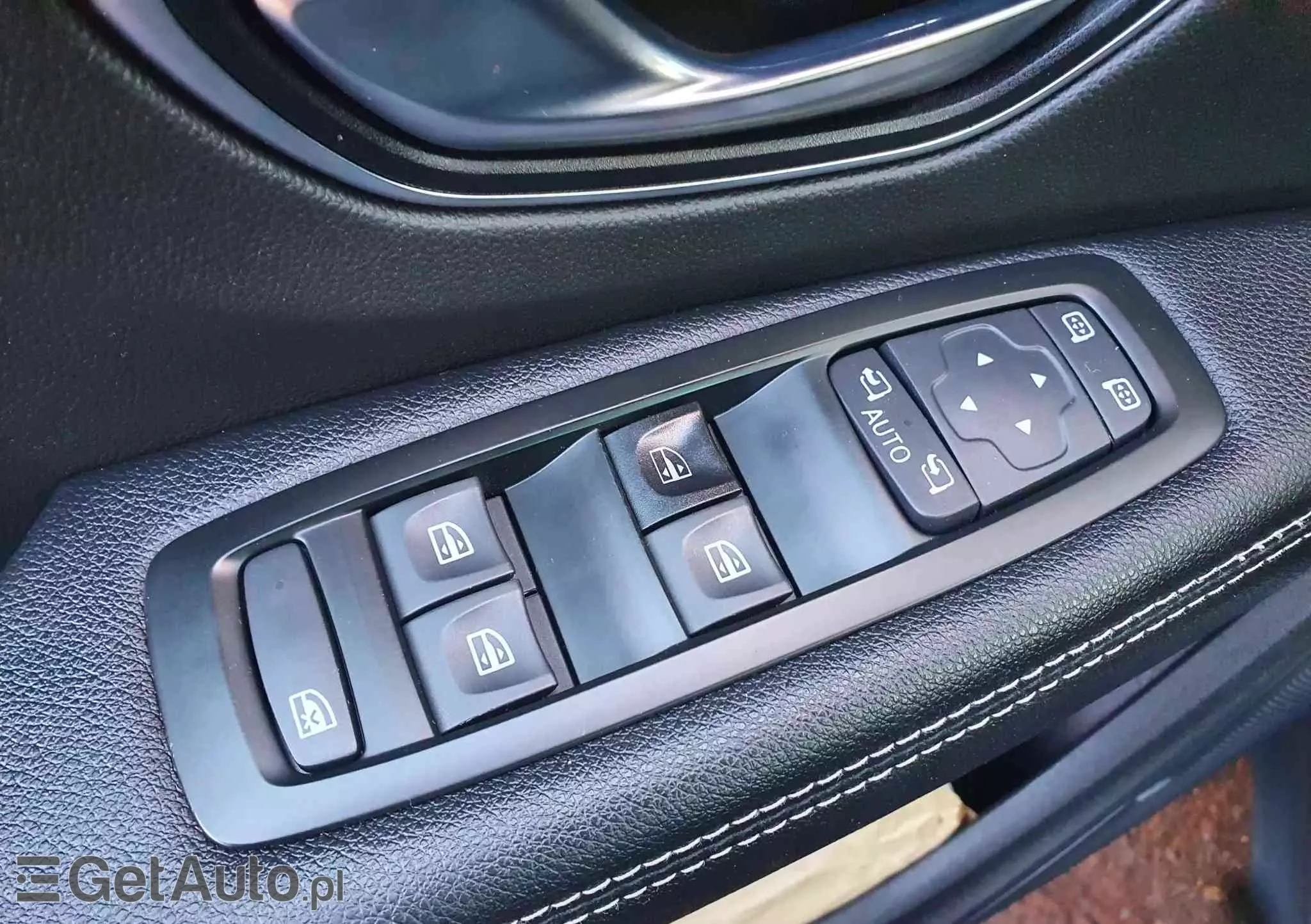 RENAULT Scenic TCe 140 GPF EDC LIMITED