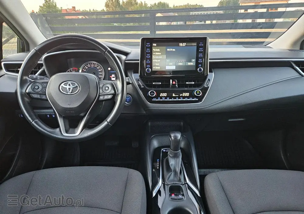 TOYOTA Corolla 1.8 Hybrid Comfort