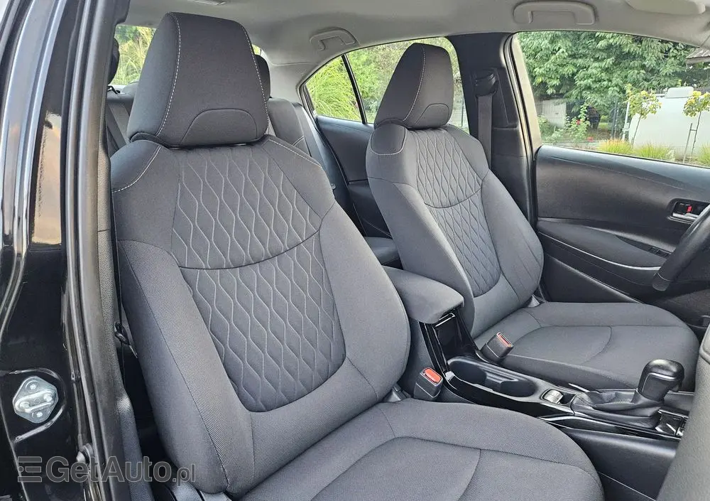 TOYOTA Corolla 1.8 Hybrid Comfort