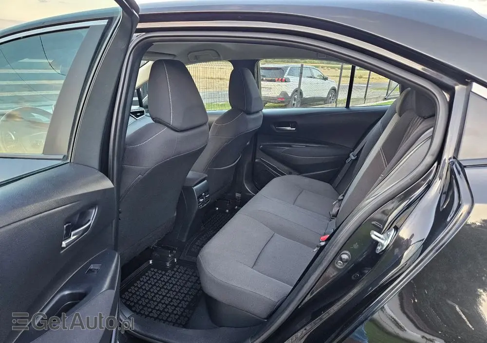 TOYOTA Corolla 1.8 Hybrid Comfort