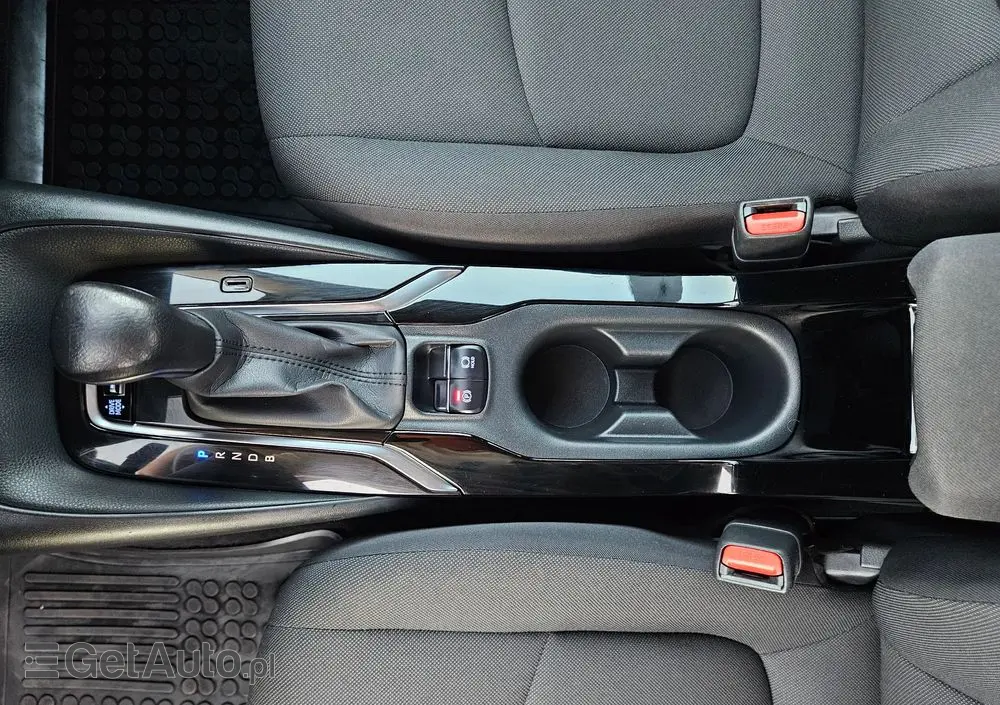 TOYOTA Corolla 1.8 Hybrid Comfort