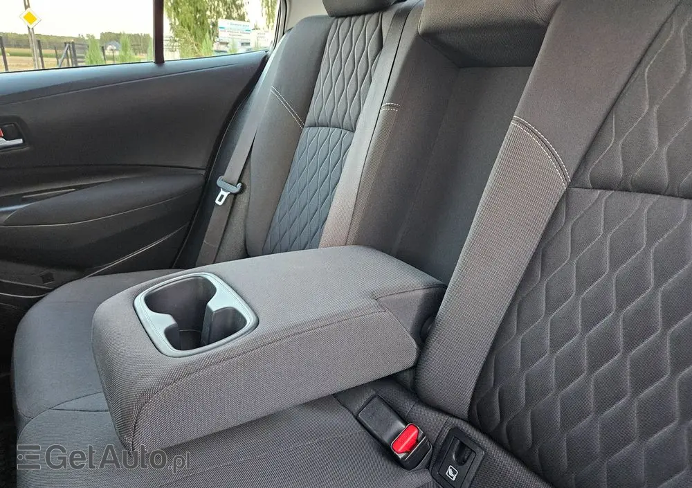 TOYOTA Corolla 1.8 Hybrid Comfort